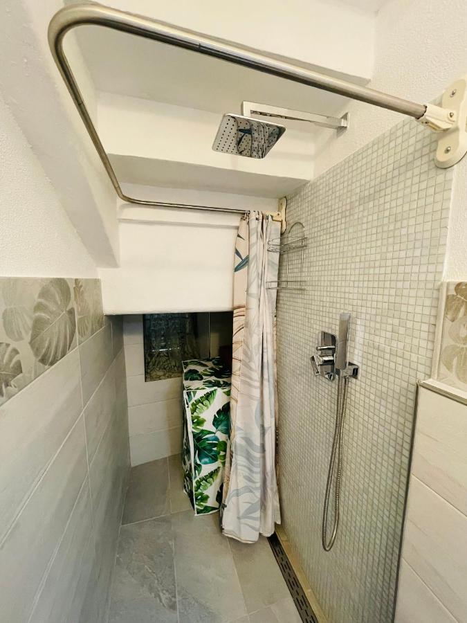 Villa Maddy House - 50 Mt Dal Mare à Porto Santo Stefano  Extérieur photo